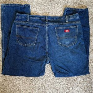 Like new Men’s Dickies Blue Jeans 44x32